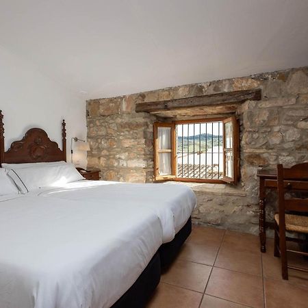 Tugasa Hotel Y Casas Rurales La Posada Villaluenga Del Rosario Ngoại thất bức ảnh